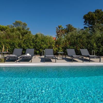 Akrotiri Suites Pool